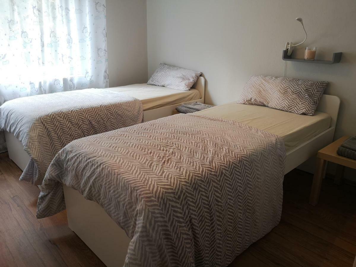 Family Suites & Parking Baden-Baden Ngoại thất bức ảnh